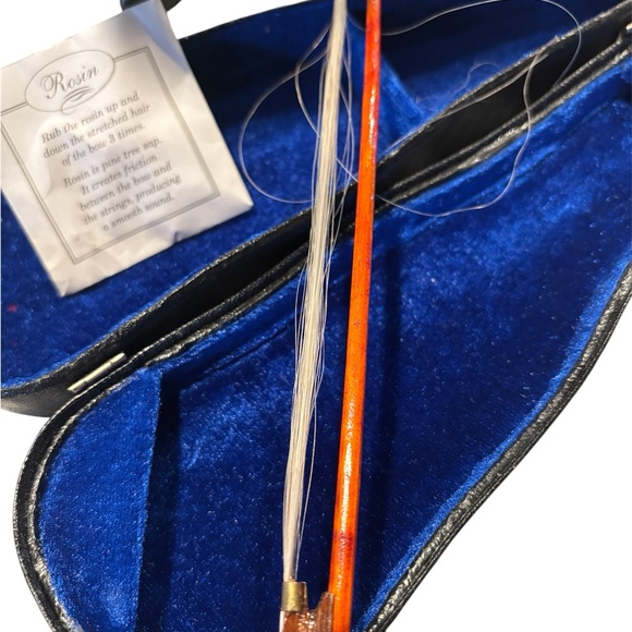 American Girl Violin Set and Recital Outfit - Picture 7 of 11